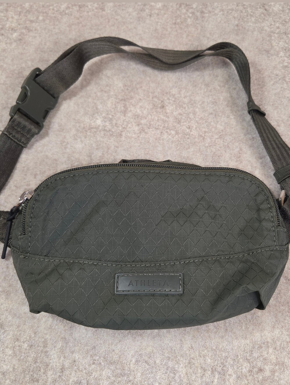 Athleta Woman's Dark Olive Green Waist Pack